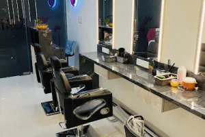 Olivia Salon &amp; Academy Balewadi - Hair Salon | Beauty Salon | Nail Salon | Makeup Studio