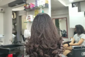 Sailee Beauty Salon