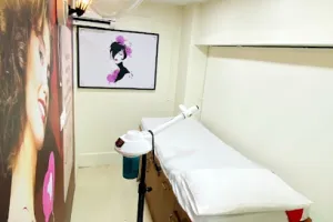 Jawed Habib Hair &amp; Beauty Salon in Karve Nagar | Keratin, Hair Colour, Makeup, Facial, Manicure, Pedicure in Karve Nagar