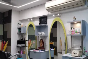 Veena's Beauty Salon