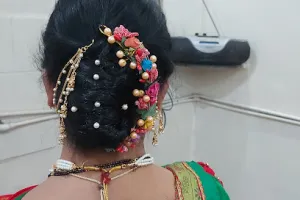 Lavanya Ladies Beauty Salon