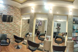 Sim's Salon Ladies Parlour