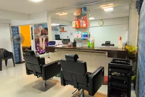 Stunning ladies Beauty salon