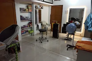 Rupeshwari ladies parlour Akot