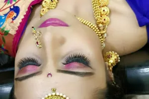 Shraddha Beauty Academy N Jewellery Akola