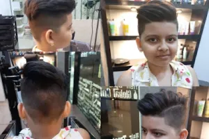 LuxèSeven® #Unisex Hair &amp; Skin Studio