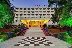 Ratnakar Jin Reflexology &amp; Acupressure Massage Therapy Home Services