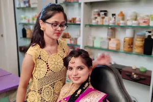 Roopam Beauty Parlour