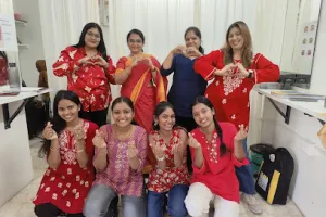 NewLook Beauty Institute.