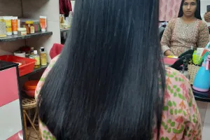Shobha's Beauty Salon &amp; Academy