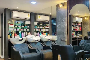 Estique Salon &amp; Spa