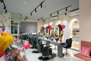 Zorro-The family salon