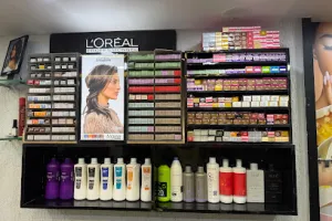 Strandz Salon And More Thane