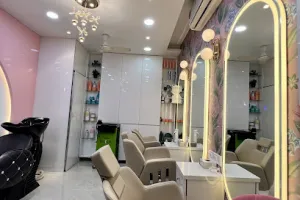 Charmi Salon Hiranandani