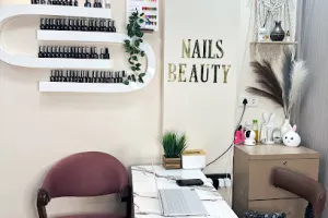 Blossie by Missy Studio &amp; Academy