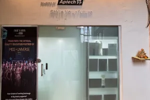 LAKMÉ ACADEMY POWERED BY APTECH