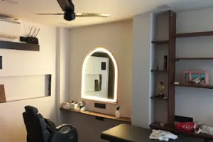 Trijvi Beauty Studio &amp; Academy