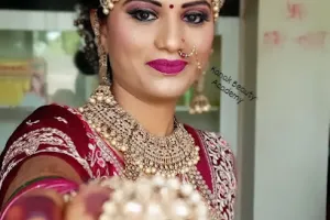 Kanak Beauty Academy