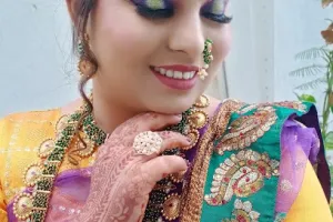 Krishna Beauty Parlour
