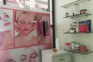 Shreya beauty parlour