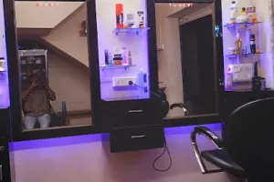 Mr.MK GENTS PARLOR
