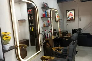 REGAL PROFESSIONAL SALON