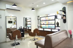 Alexa unisex salon