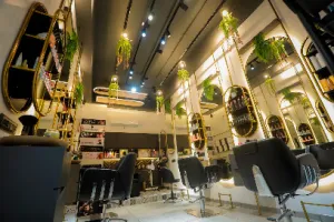 SV Unisex Hair Studio