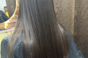 Glow beauty salon