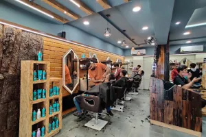 Honest family salon