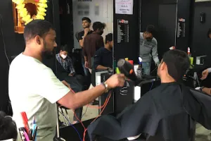 Up 2 Date the salon