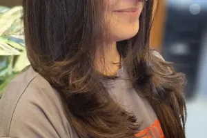 18 the unisex salon