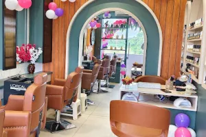 Ba Baisaraj Beauty Salon