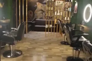 Flying scissor The Cutting Bar