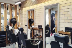 New Relief Hair &amp; Beauty Salon