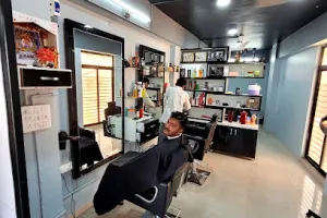 BLACK SCISSORS UNISEX SALON
