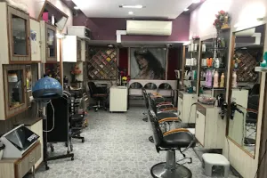 Classic Beauty Parlour