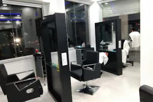 Empire The Salon