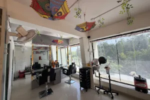 Dk unisex salon