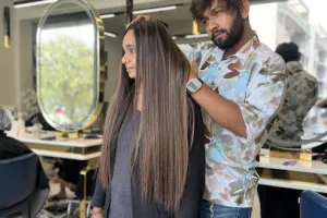 Dev's Ladies Salon