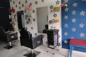 Nik Beauty Salon