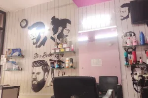 MAA RANISHA FAMILY SALON