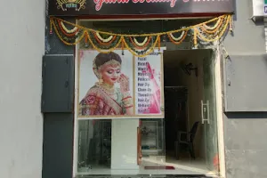 Yatra beauty parlour