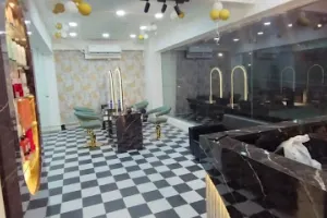 JB The Premium Ladies Salon