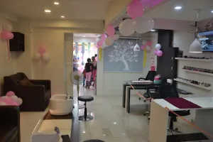 Perfect Nails (Nails/Hair/Skin)
