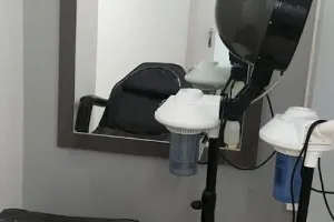 Best look unisex salon