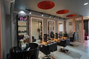 Mann Beauty Studio &amp; Makeup School