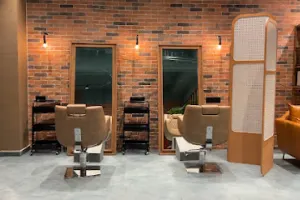 Hair Saint | Best Salon in Bharuch | Best makeup in Bharuch | Best Make up artist in Bharuch