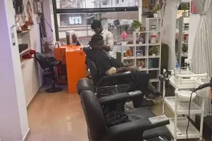 Orenge (unisex) Hairdressing Salon