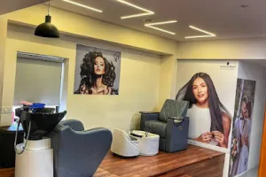 Studio Luxe Salon &amp; Bridal | Groom Makeover Lounge